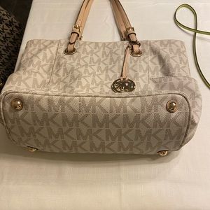 Authentic Michael Kors purse